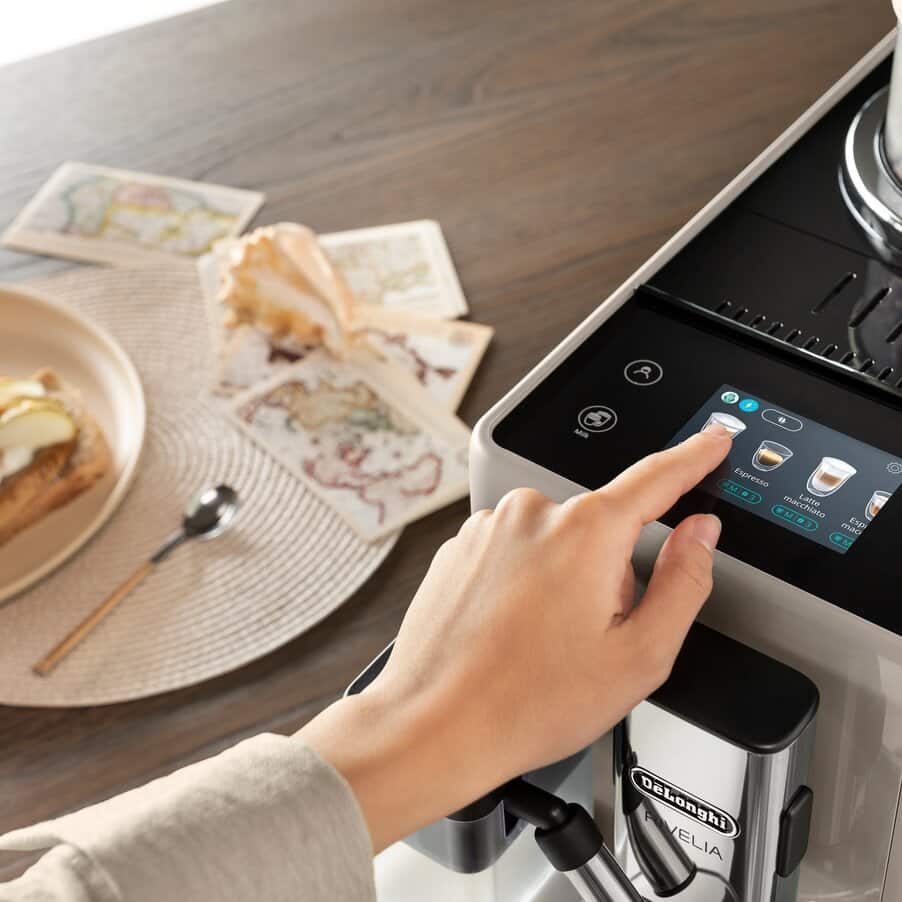 De'Longhi Rivelia bean-to-cup in a kitchen
