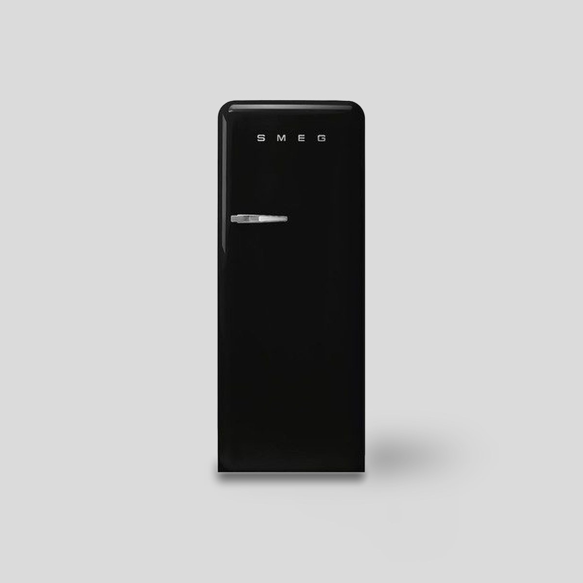 Smeg FAB28 retro refrigerator (24 in.)