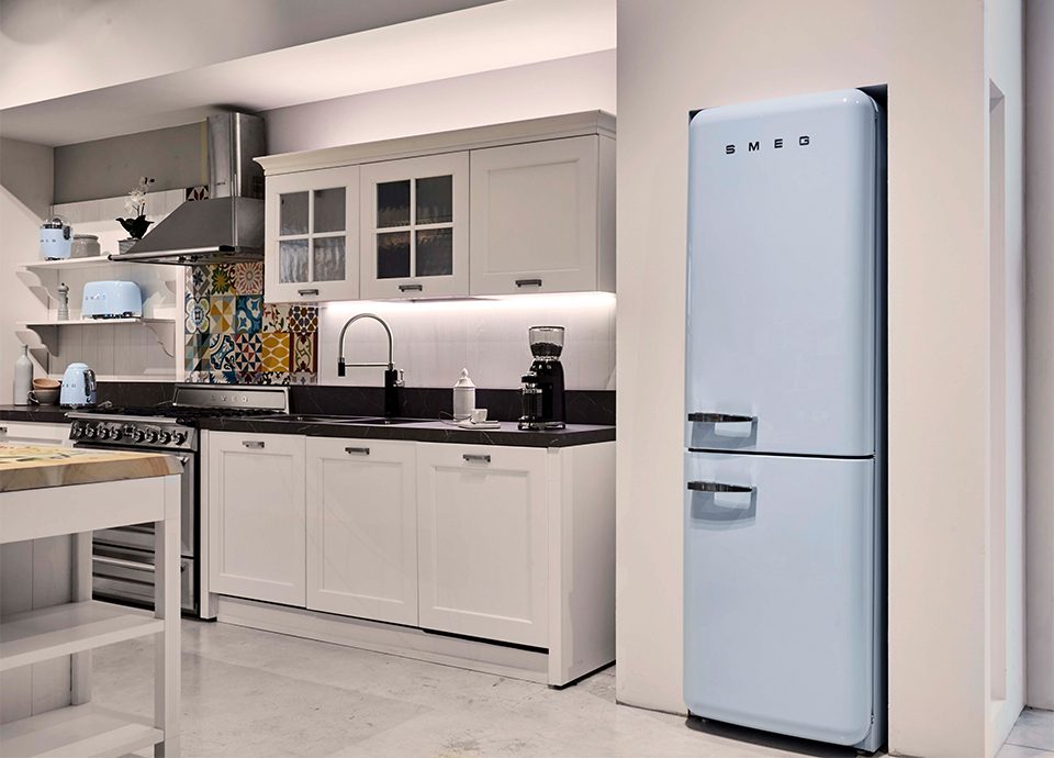 Smeg FAB32 bottom-freezer refrigerator (24 in.) in a room